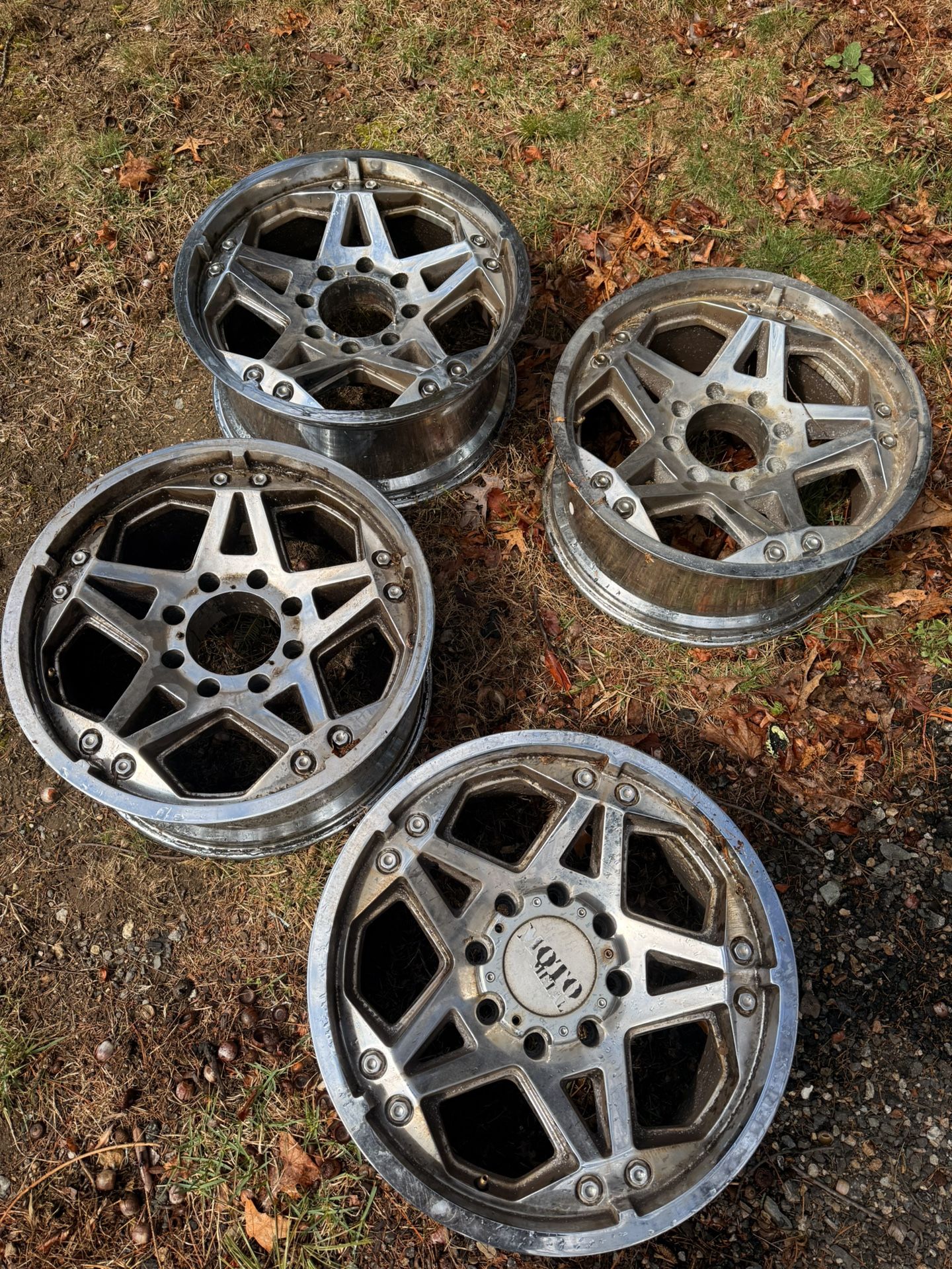 Moto Metal Wheels 20 Inch