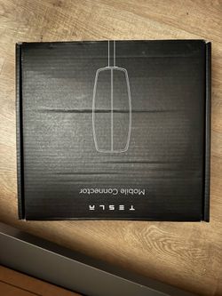 Tesla Mobile Connector