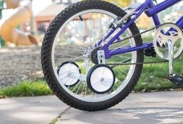 Flip-Up Bicycle Training Wheels