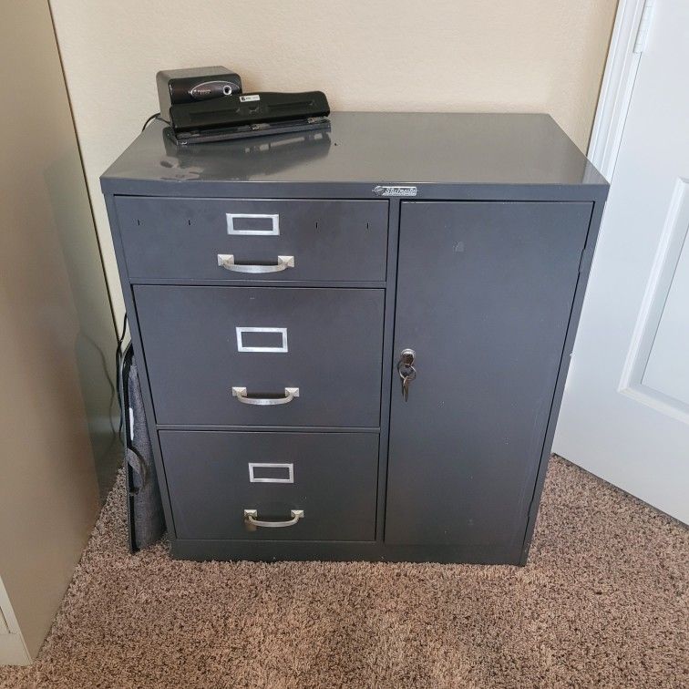 Vintage Steelmaster Metal File Cabinet Safe