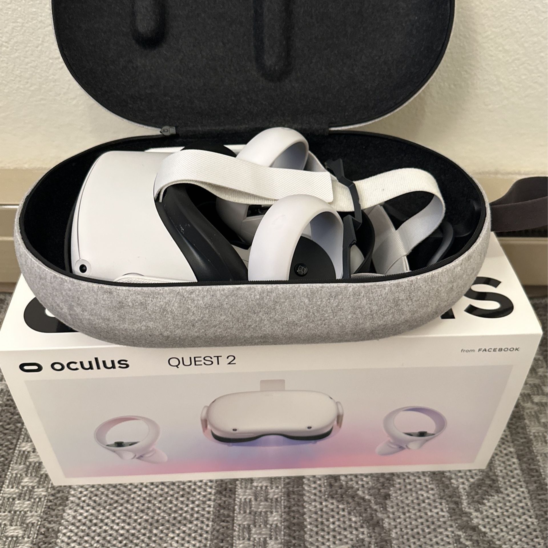 Oculus Quest 2 (256GB Storage)