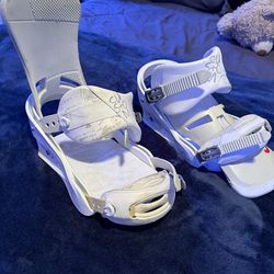 White burton bindings