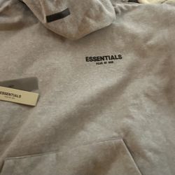 Enssential Sweater 