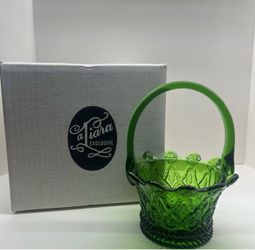 Tiara Exclusives Hapsburg Basket Emerald Green