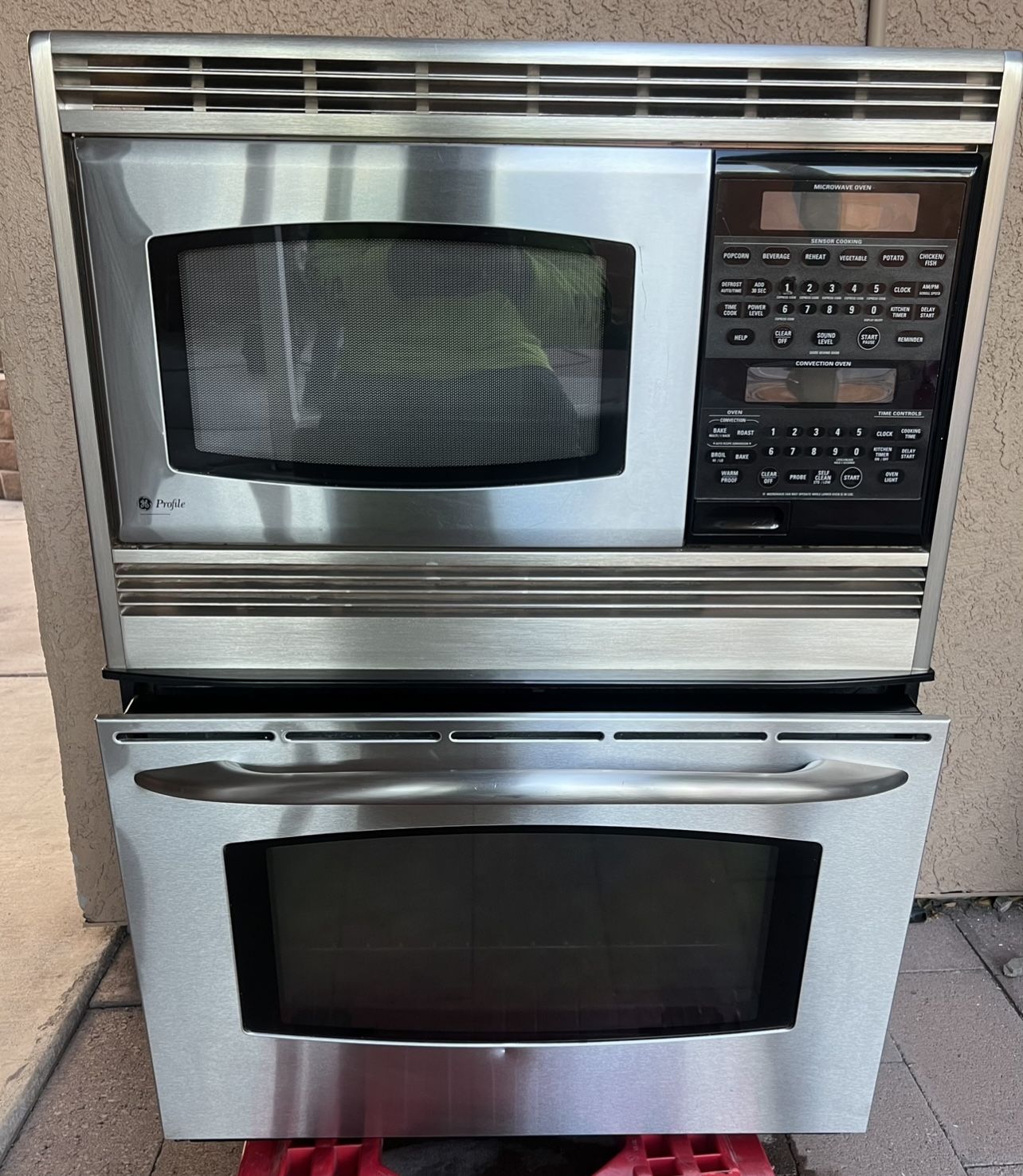 GE Profile™ 30" Built-In Combination Convection