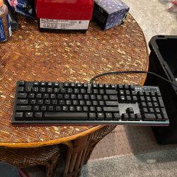 AZIO Mechanical keyboard 