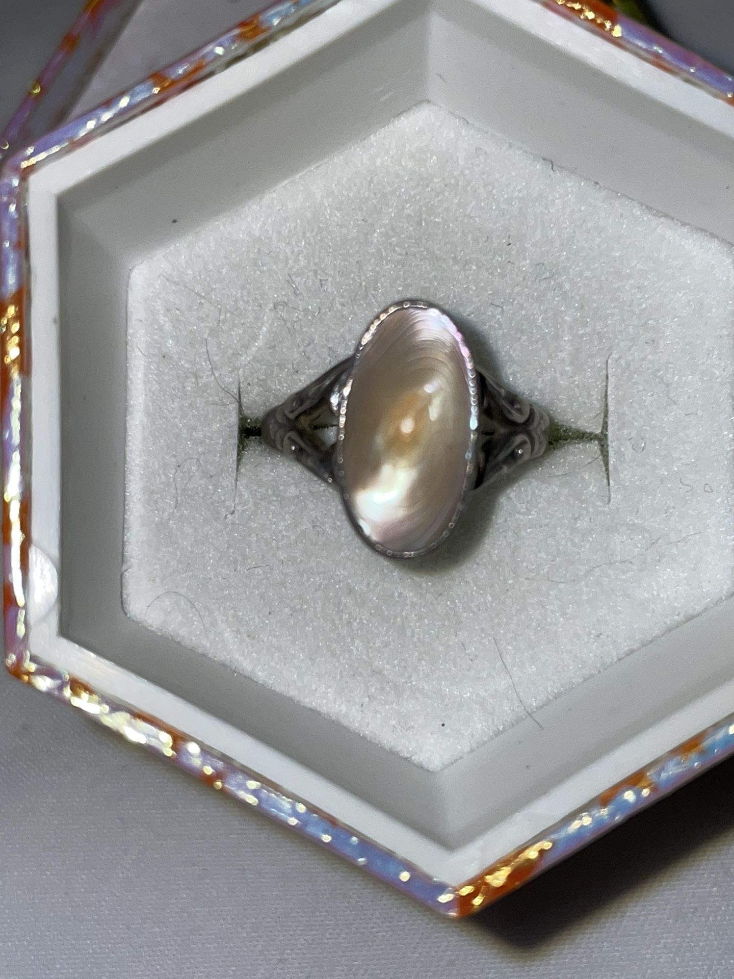 16+% PRICE REDUCTION!!!!! June Birthday Pearl Ring Holiday Antique Vintage pink “blister pearl” Baby ring