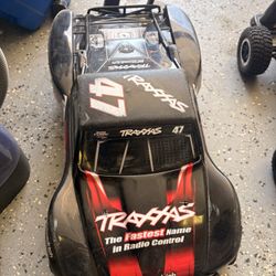 Traxxas Slash 2wd Brushed RC Car