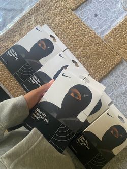 Ski mask