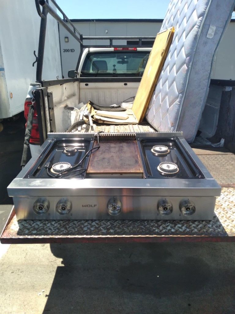 36" Wolf CookTop