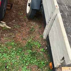 4 X 8, Trailer. Easy Pull. Removable Sides.