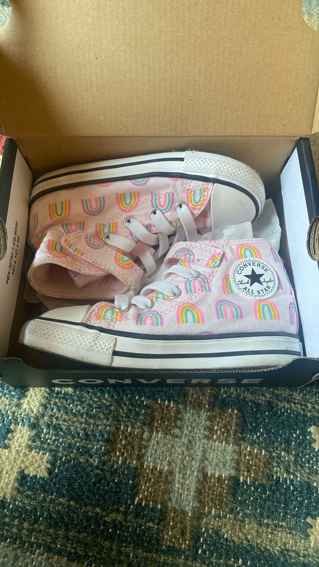 Converse Rainbow Print