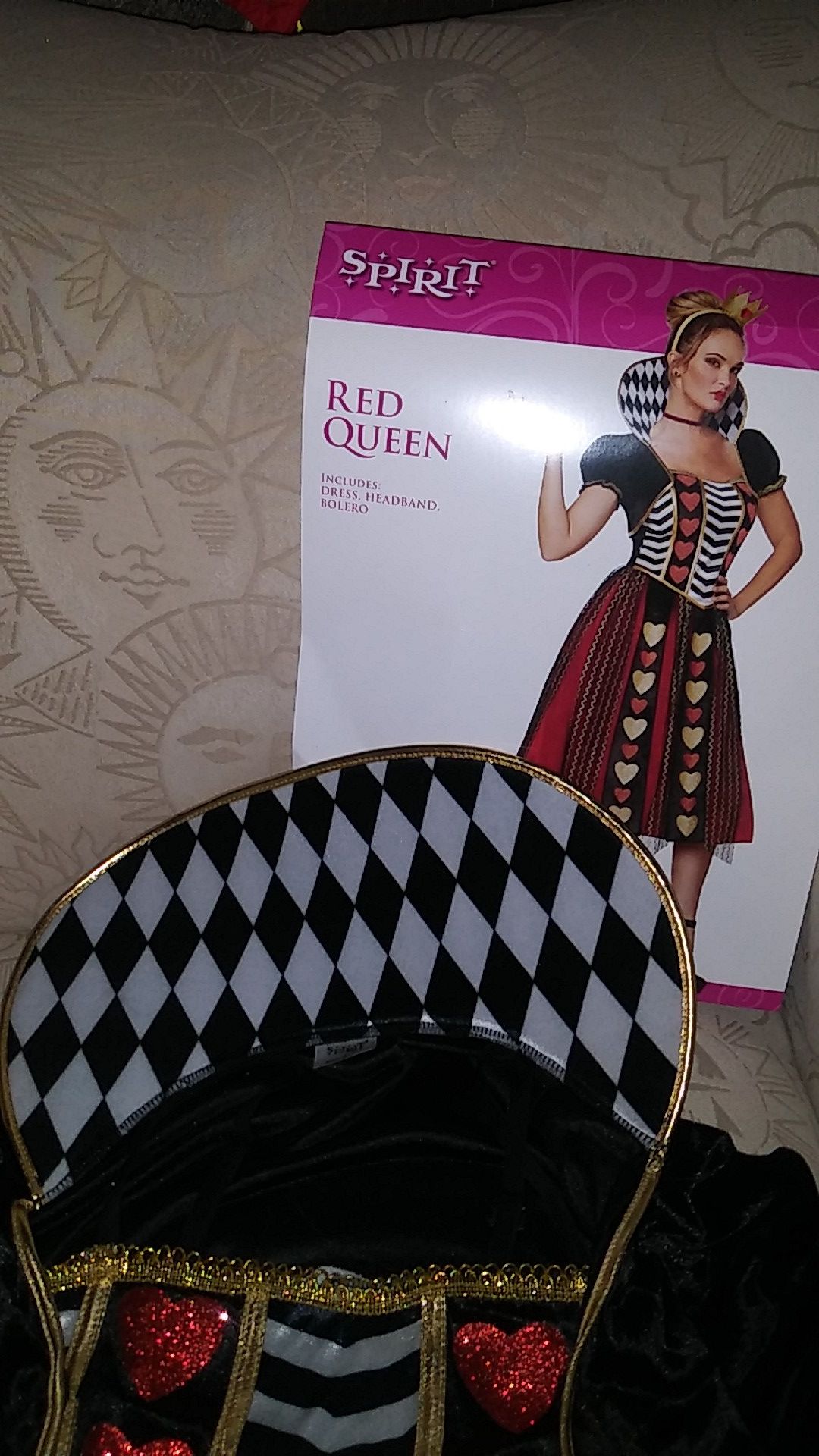 Queen of Hearts womens size Medium Costume