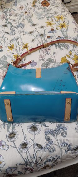 Dooney & Bourke