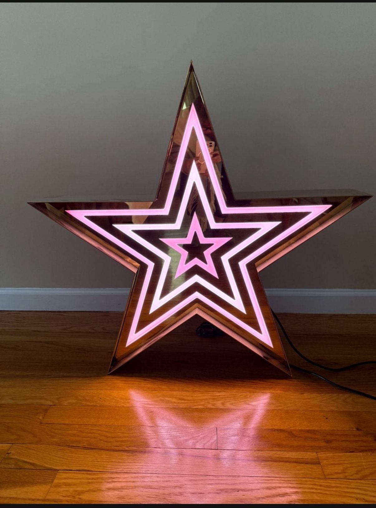Neon Brass star
