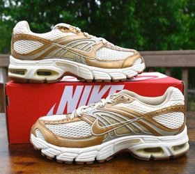 Women's Nike Air Max Moto 2K Shoes - Coconut Milk Metallic Copper Gold - Size 9