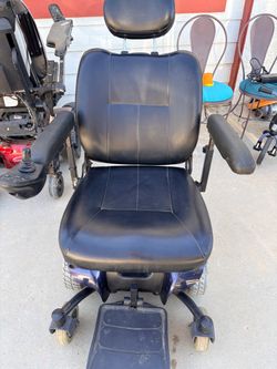 Power wheel chair