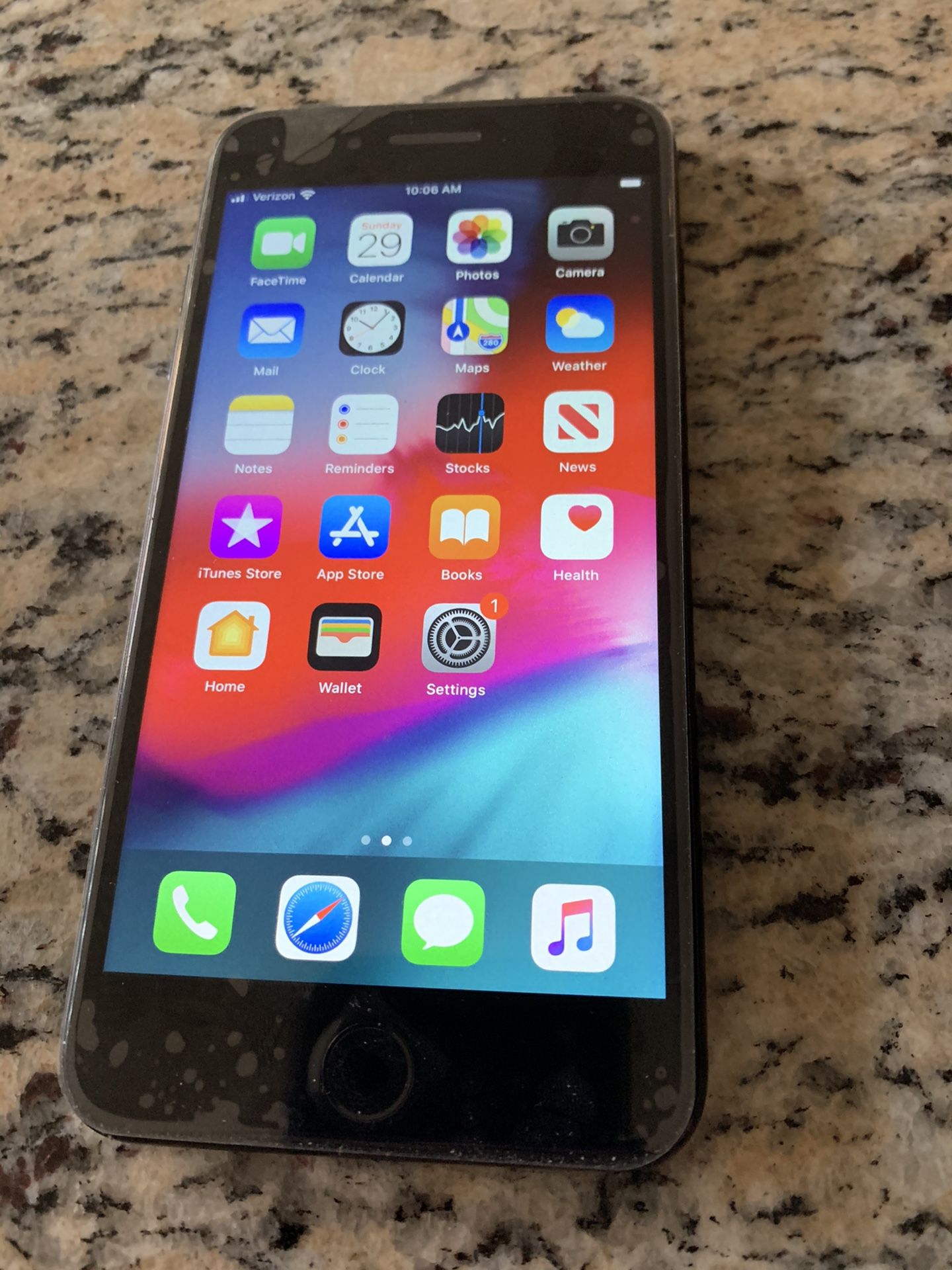 iPhone 7 Plus 128gb VERIZON UNLOCKED