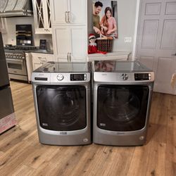 Maytag 4.5 Cu.ft Front Load Washer And 7.3 Cu.ft Gas Dryer Set.