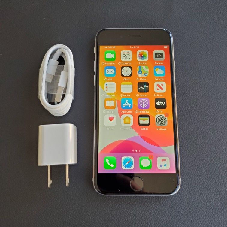 iPhone 6s - UNLOCKED - Like New