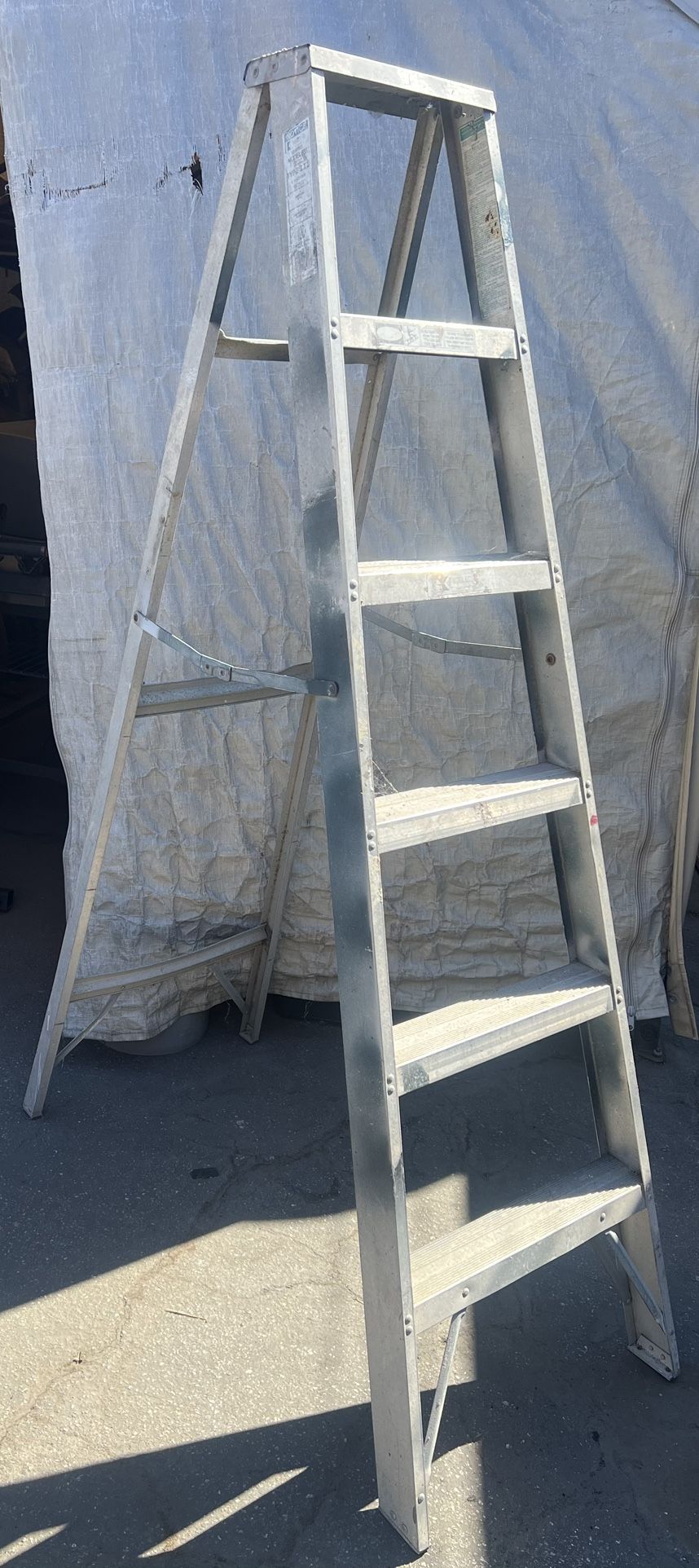 6’ Step Ladder Aluminum