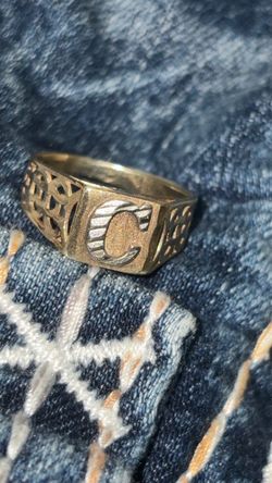 Gold ring