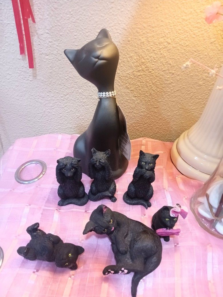 Black Cats Elegant Figure With Diamond Collar And Other Ceramic Figurines $10 Takes Everything