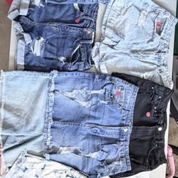 Women’s Shorts, Skirts And Pants Small/ Medium