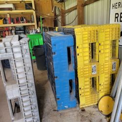 collapsible pallet bins. orbis 56 and orbis 48