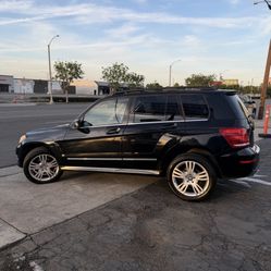 SUV Clean Title Automatic Honda Hrv Hr-v Crv Cr-v Pilot Toyota Chr Ch-r RAV4 Highlander Ford Explorer Escape Nissan Kicks Murano Rogue Kia Rio Sorento