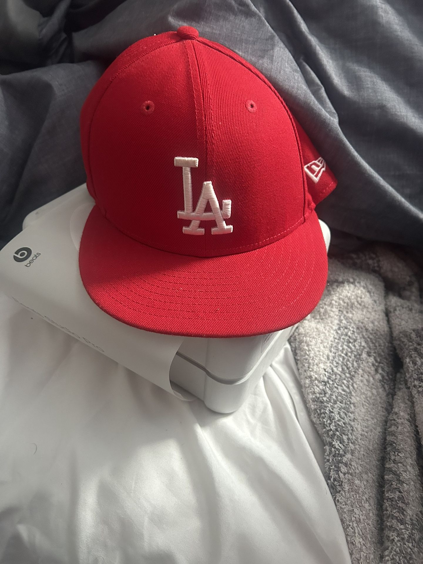 Red La Hat 