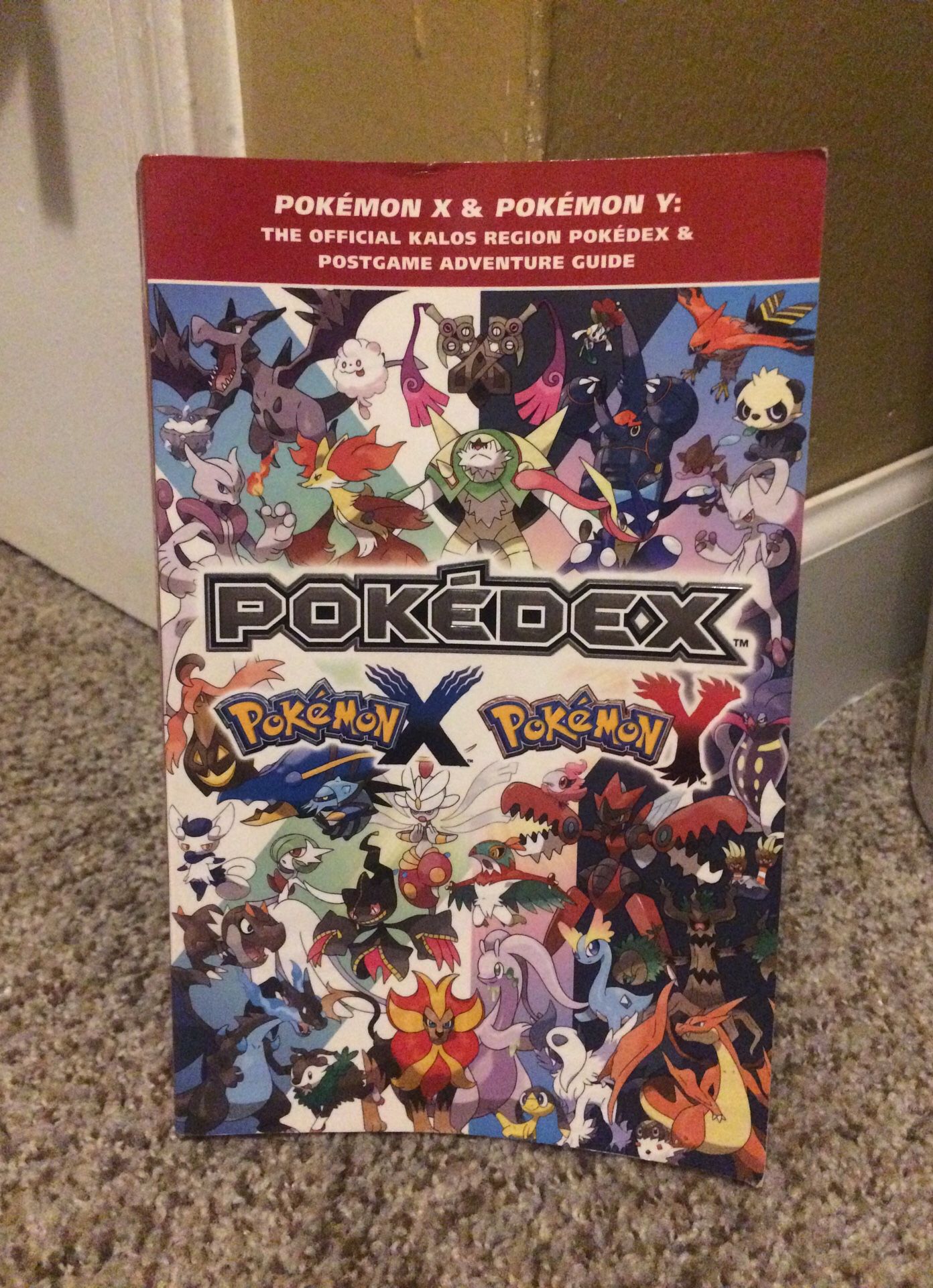 Pokémon X and Pokémon Y The Official Kalos Region Pokédex and Postgame  PAPERBACK