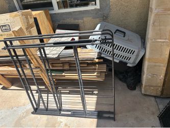 Bed frame.   Twin
