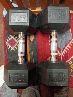 New Set of 35lb dumbbells