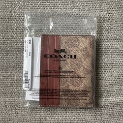 Coach Flat Card Case in Signature, Tan/Rust, One Size