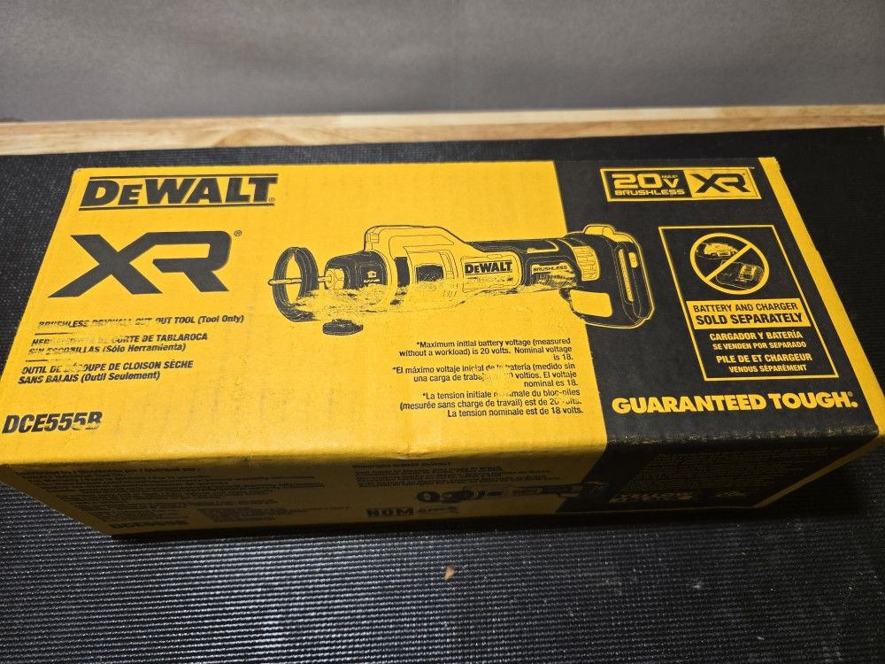 NEW DEWALT XR 20V Lithium-Ion Cordless Rotary Drywall Cut-Out Tool (Tool Only) DCE555B