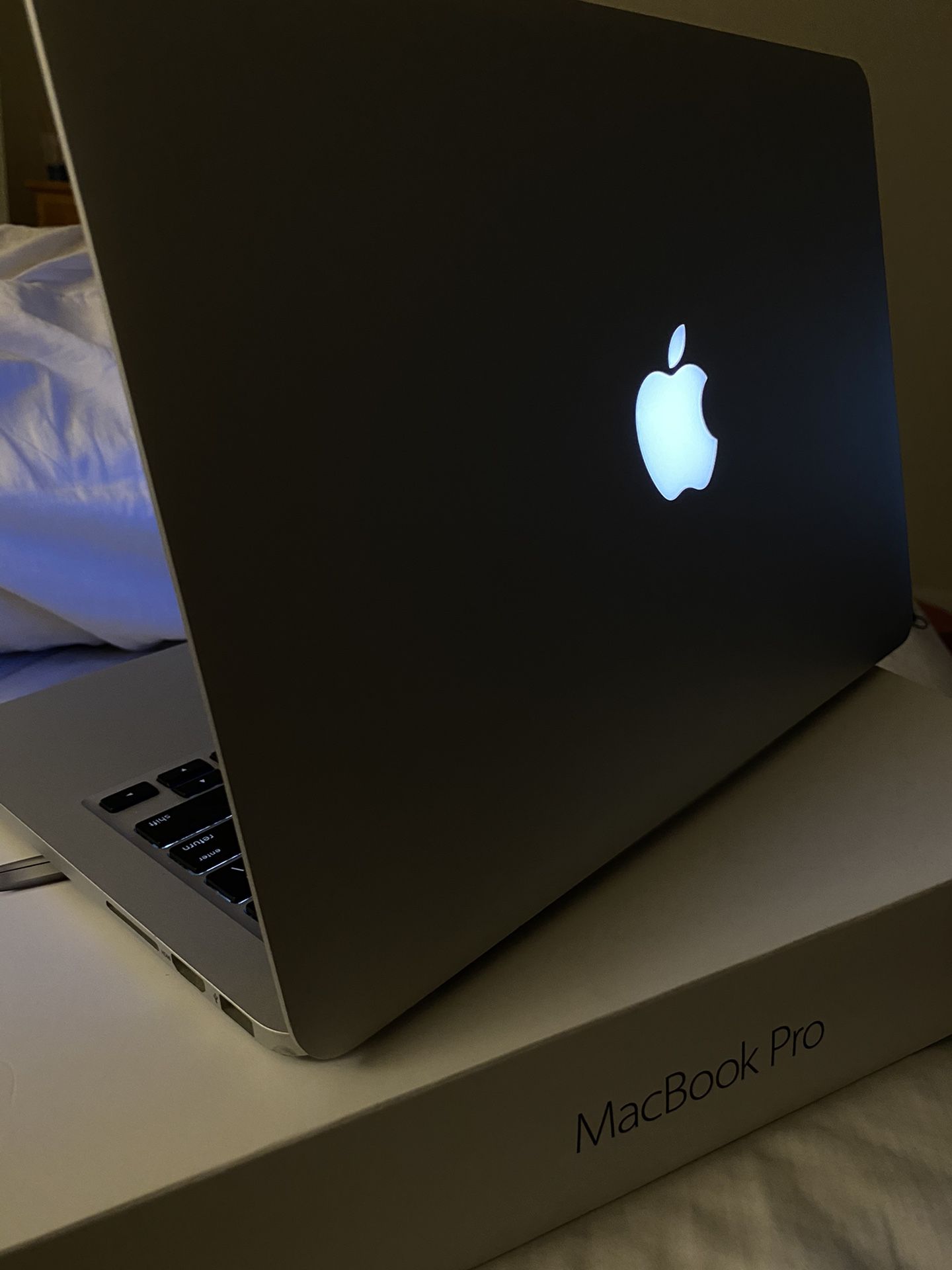 MacBook Pro Retina 13inch Early 2015 - Apple Laptop