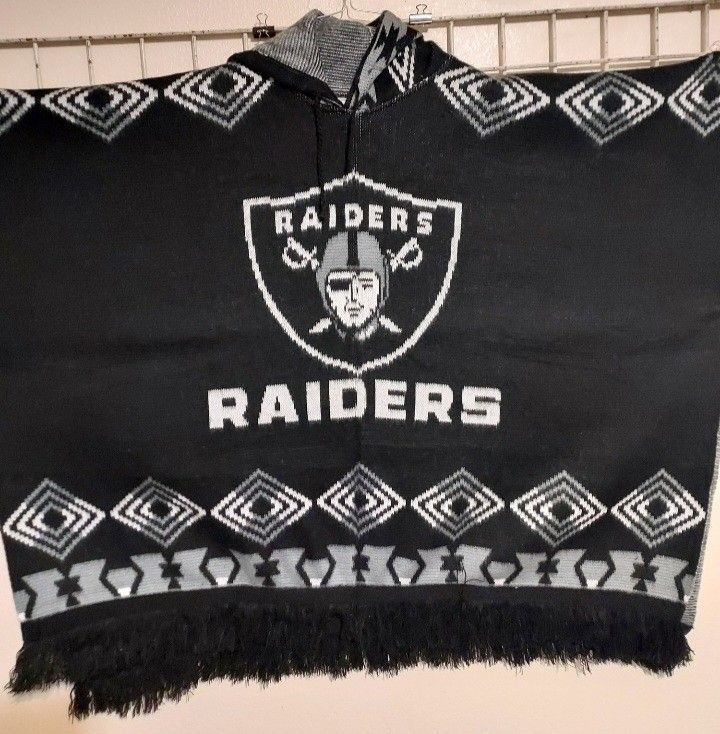 Raiders Hooded Poncho 