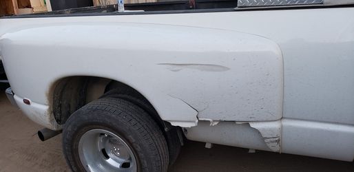 I NEED 2003 dodge ram 3500 diesel dually fender