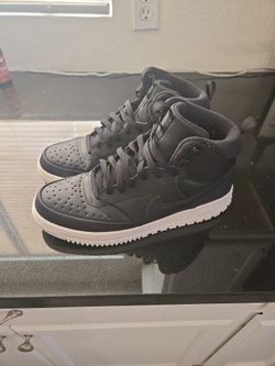 Blk Nike Boots Sz 10.5