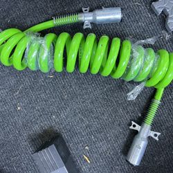 Air Hose, Emergency Lane, Electrical Lane For Semi Truck