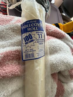 Plastic tablecloth roll