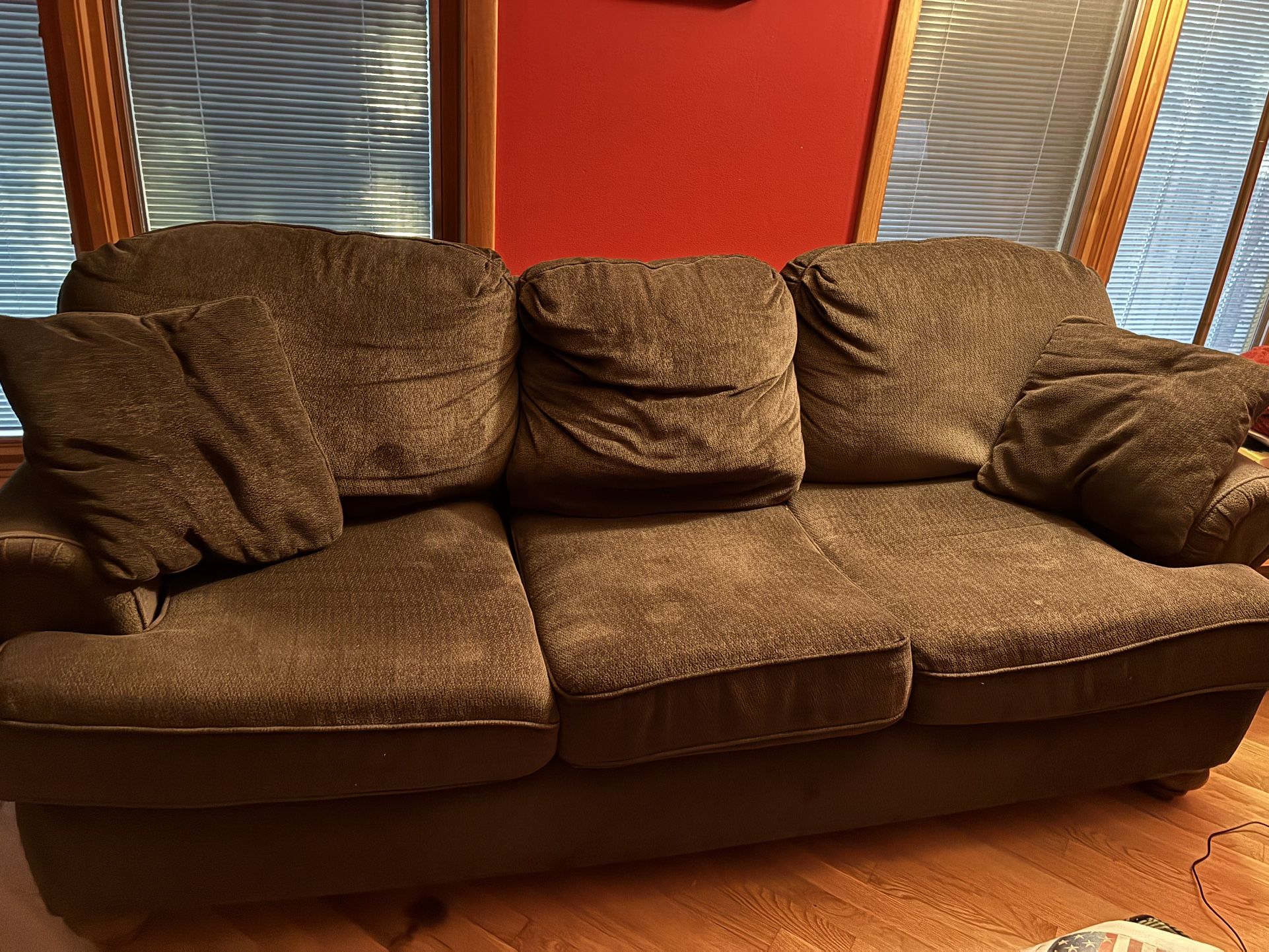 Best Home Furnishings Sofa