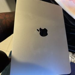 Macbook Air 2023 W/ M2 Chip , ( Color )Starlight  