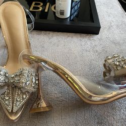 Beautiful Bow Heels