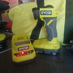 RYOBI POWER TOOL SET $ 💯  》BRAND NEW 4 TOOL COMBO WITH BATTERIES AND CHARGER