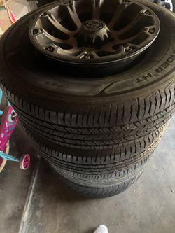 265/70R17 Black Rhino Rims and Tires