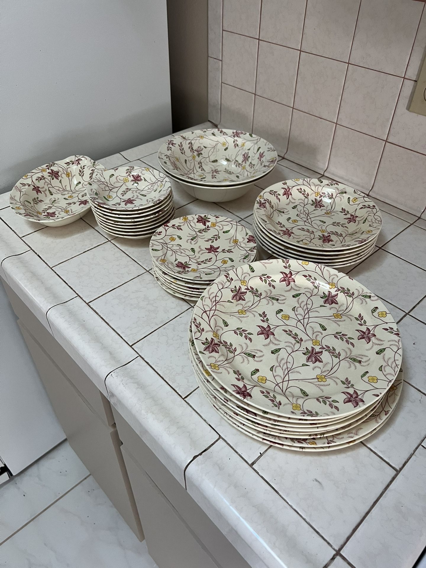 Vintage dishes