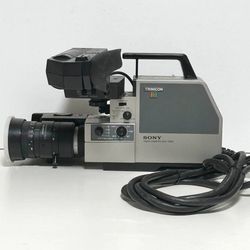 Vintage 80s Sony Trinicon HVC 2400 Professional Camcorder Color Video Camera