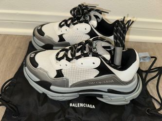 Balenciaga Triple S Sneaker Men Size 39